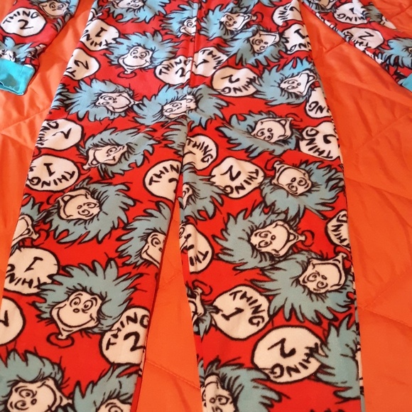 thing 1 and thing 2 onesies pajamas